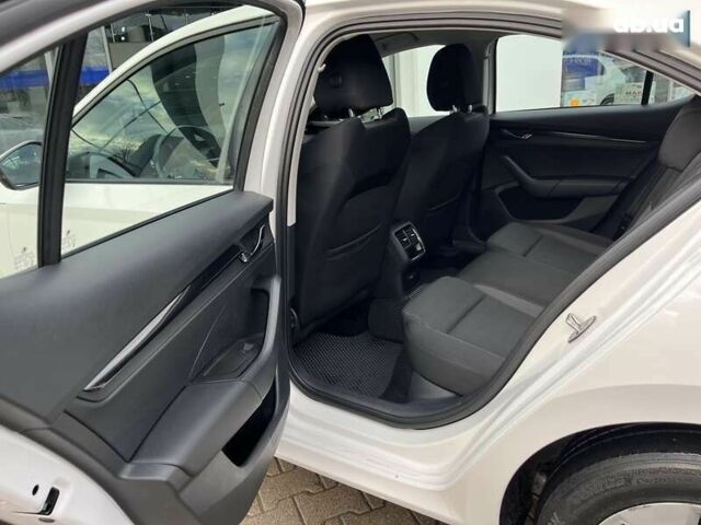 Шкода Октавія, об'ємом двигуна 1.4 л та пробігом 124 тис. км за 20124 $, фото 23 на Automoto.ua