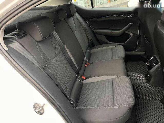 Шкода Октавія, об'ємом двигуна 1.4 л та пробігом 124 тис. км за 20124 $, фото 29 на Automoto.ua