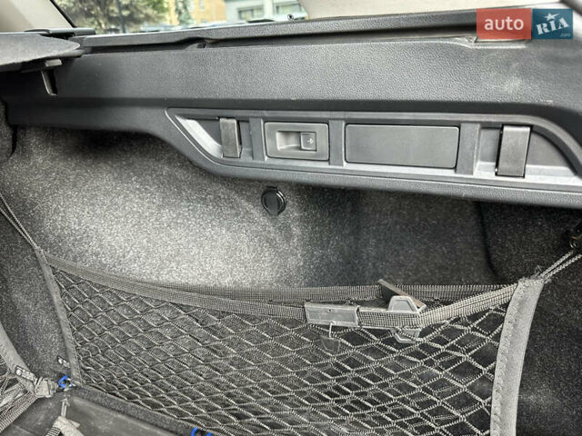 Шкода Октавия, объемом двигателя 2 л и пробегом 50 тыс. км за 27499 $, фото 23 на Automoto.ua