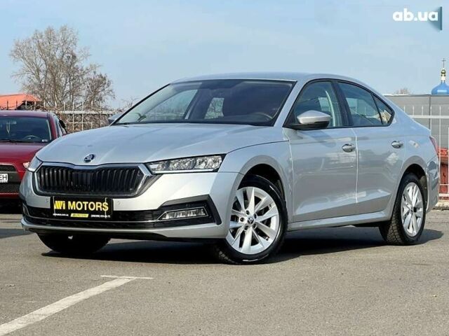 Шкода Октавия, объемом двигателя 2 л и пробегом 19 тыс. км за 28999 $, фото 2 на Automoto.ua