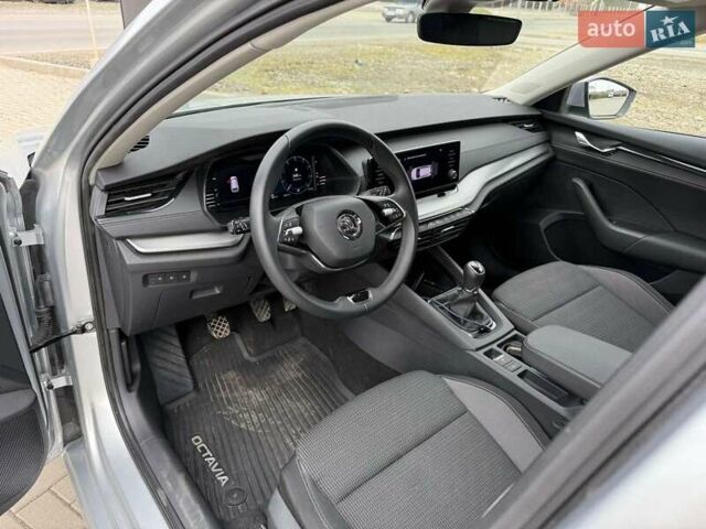 Шкода Октавия, объемом двигателя 2 л и пробегом 13 тыс. км за 21500 $, фото 8 на Automoto.ua