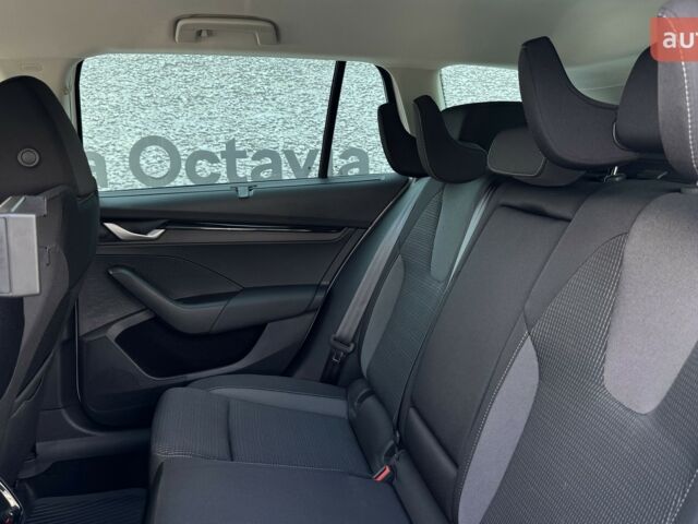 купить новое авто Шкода Октавия 2024 года от официального дилера Автоцентр-Кременчук Шкода фото