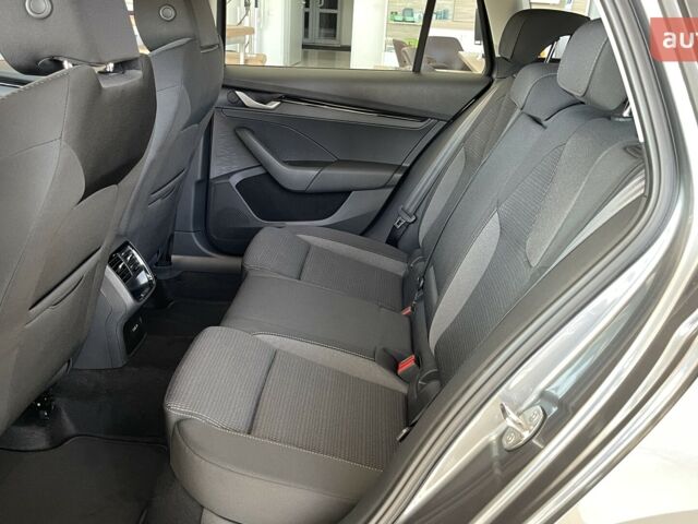 Шкода Октавия, объемом двигателя 1.4 л и пробегом 0 тыс. км за 31397 $, фото 11 на Automoto.ua