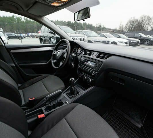 Шкода Октавия, объемом двигателя 1.6 л и пробегом 215 тыс. км за 10800 $, фото 17 на Automoto.ua