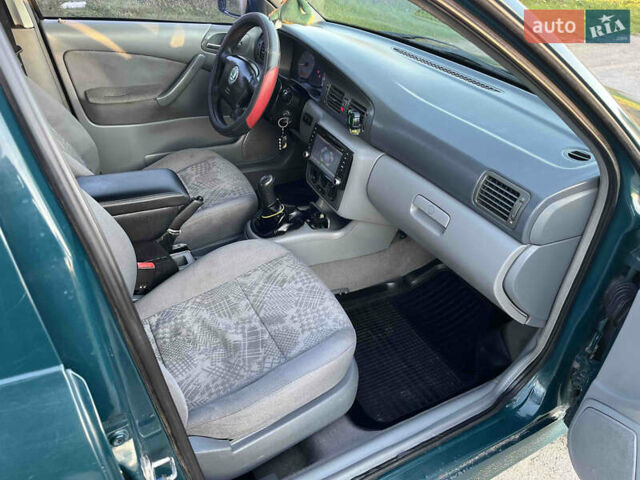 Шкода Октавія, об'ємом двигуна 1.6 л та пробігом 300 тис. км за 2750 $, фото 12 на Automoto.ua