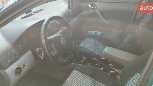 Шкода Октавия, объемом двигателя 1.78 л и пробегом 449 тыс. км за 3900 $, фото 7 на Automoto.ua