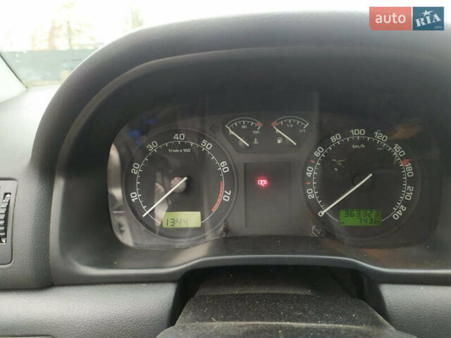 Шкода Октавия, объемом двигателя 1.78 л и пробегом 363 тыс. км за 4300 $, фото 5 на Automoto.ua