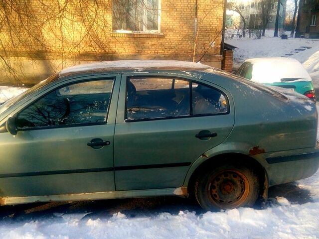 Шкода Октавія, об'ємом двигуна 1.6 л та пробігом 420 тис. км за 1800 $, фото 3 на Automoto.ua