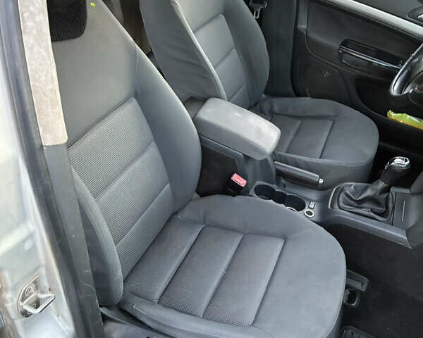 Шкода Октавія, об'ємом двигуна 1.6 л та пробігом 310 тис. км за 2300 $, фото 3 на Automoto.ua