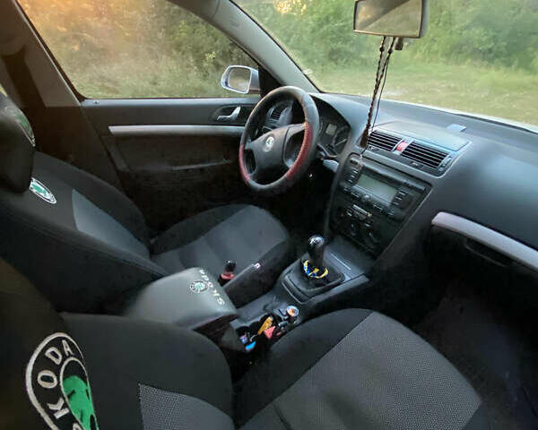 Шкода Октавия, объемом двигателя 1.6 л и пробегом 182 тыс. км за 6700 $, фото 4 на Automoto.ua