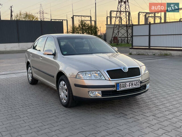 Шкода Октавия, объемом двигателя 1.6 л и пробегом 155 тыс. км за 5999 $, фото 1 на Automoto.ua