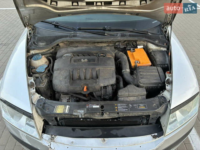 Шкода Октавія, об'ємом двигуна 1.6 л та пробігом 310 тис. км за 2300 $, фото 14 на Automoto.ua