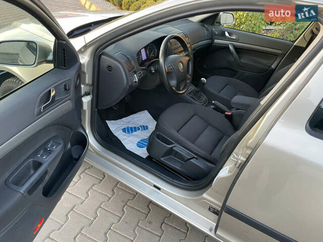 Шкода Октавия, объемом двигателя 1.6 л и пробегом 155 тыс. км за 5999 $, фото 4 на Automoto.ua
