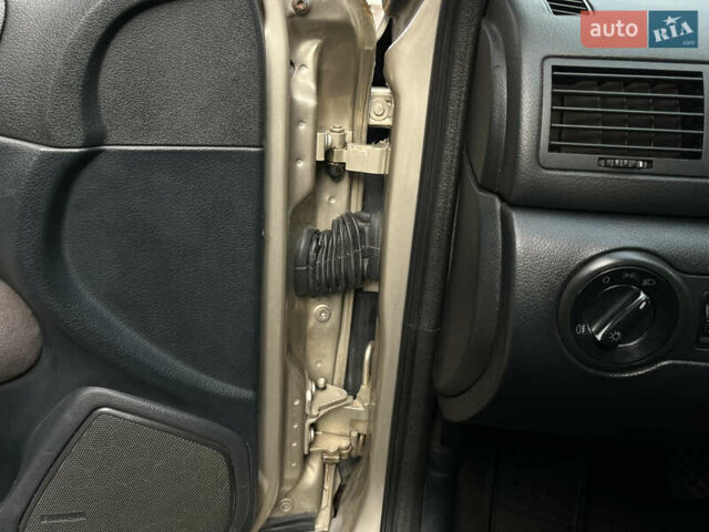 Шкода Октавія, об'ємом двигуна 1.9 л та пробігом 360 тис. км за 4599 $, фото 13 на Automoto.ua