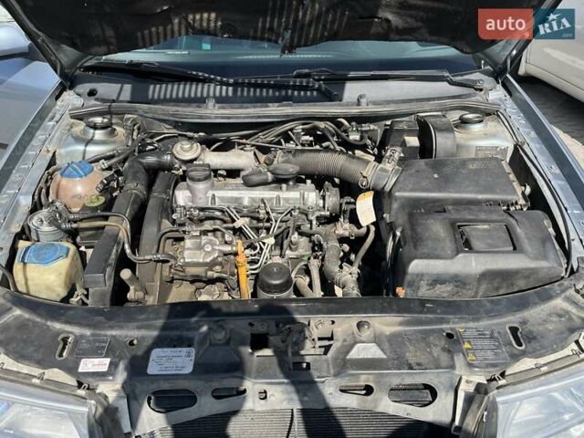 Шкода Октавия 2005 в Львове на Automoto.ua Шкода Октавия, объемом двигателя 1.9 л и пробегом 300 тыс. км за 5300 $, фото 9 на Automoto.ua