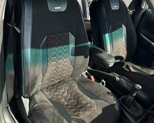 Шкода Октавия 2005 в Львове на Automoto.ua Шкода Октавия, объемом двигателя 1.9 л и пробегом 300 тыс. км за 5300 $, фото 5 на Automoto.ua