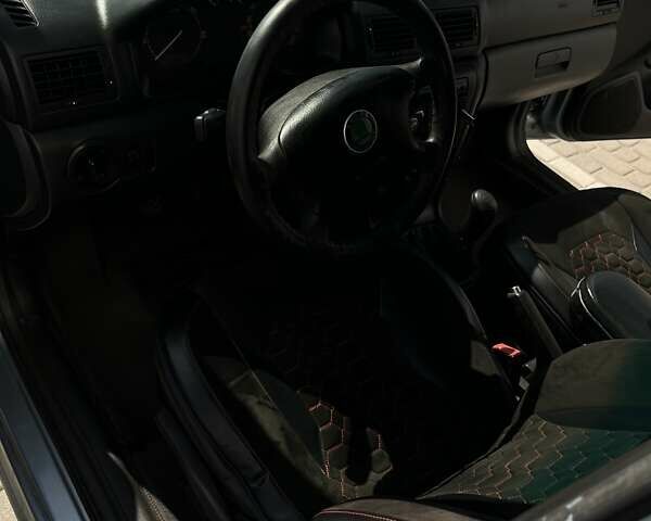 Шкода Октавия 2005 в Львове на Automoto.ua Шкода Октавия, объемом двигателя 1.9 л и пробегом 300 тыс. км за 5300 $, фото 4 на Automoto.ua