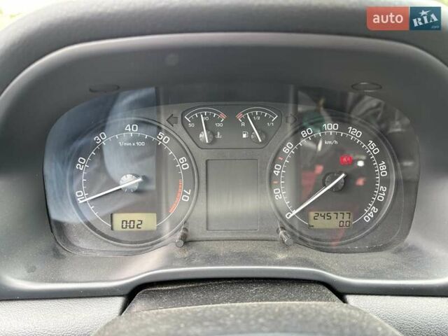Шкода Октавія, об'ємом двигуна 1.6 л та пробігом 245 тис. км за 4400 $, фото 9 на Automoto.ua