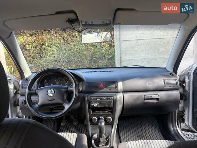 Шкода Октавія, об'ємом двигуна 2 л та пробігом 230 тис. км за 5000 $, фото 10 на Automoto.ua