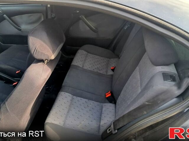 Шкода Октавия, объемом двигателя 1.6 л и пробегом 269 тыс. км за 4400 $, фото 4 на Automoto.ua