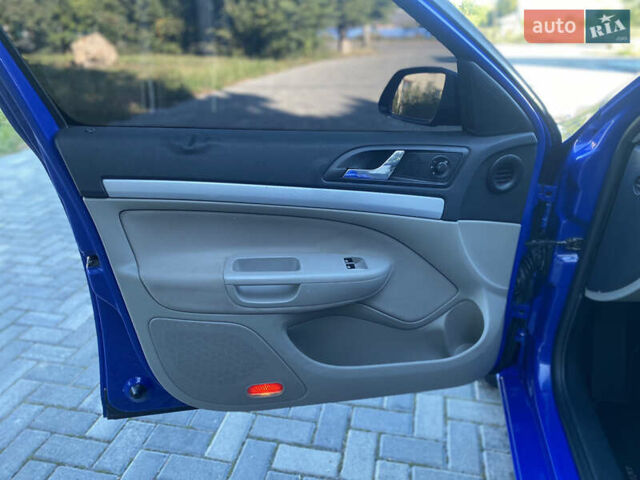 Шкода Октавия, объемом двигателя 1.6 л и пробегом 310 тыс. км за 5100 $, фото 7 на Automoto.ua