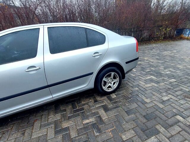 Шкода Октавия, объемом двигателя 1.6 л и пробегом 300 тыс. км за 4600 $, фото 4 на Automoto.ua