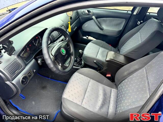 Шкода Октавія, об'ємом двигуна 1.6 л та пробігом 276 тис. км за 5200 $, фото 8 на Automoto.ua