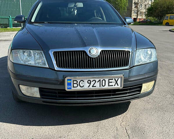 Шкода Октавия, объемом двигателя 1.6 л и пробегом 350 тыс. км за 5000 $, фото 1 на Automoto.ua