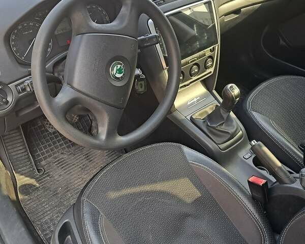Шкода Октавия, объемом двигателя 2 л и пробегом 247 тыс. км за 6000 $, фото 2 на Automoto.ua