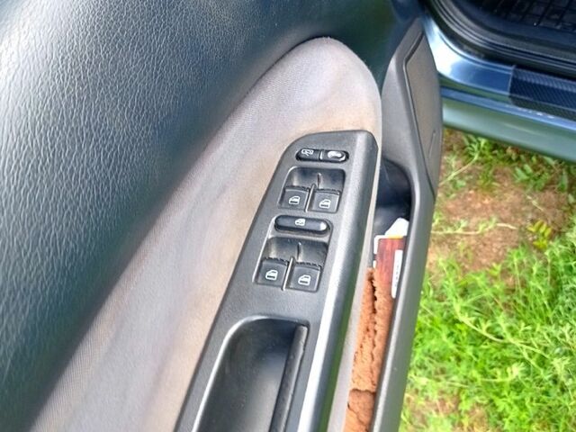 Шкода Октавия, объемом двигателя 1.6 л и пробегом 264 тыс. км за 5800 $, фото 1 на Automoto.ua