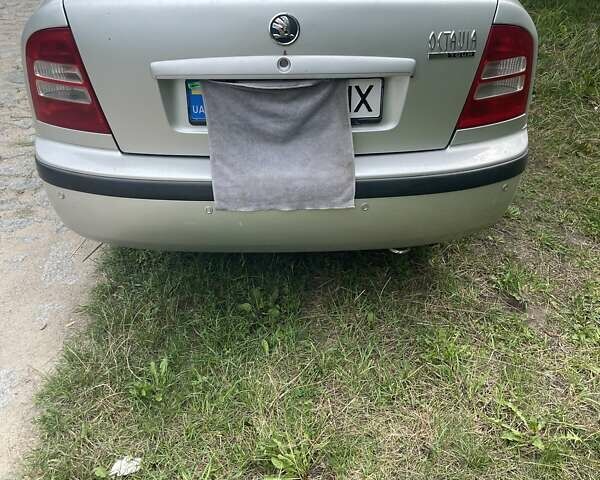 Шкода Октавия, объемом двигателя 1.6 л и пробегом 250 тыс. км за 5700 $, фото 2 на Automoto.ua