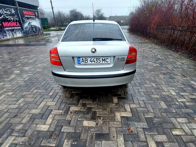 Шкода Октавия, объемом двигателя 1.6 л и пробегом 300 тыс. км за 4600 $, фото 2 на Automoto.ua