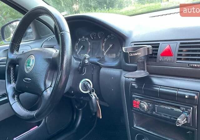 Шкода Октавія, об'ємом двигуна 1.6 л та пробігом 290 тис. км за 5200 $, фото 21 на Automoto.ua