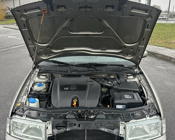 Шкода Октавія 2007 у Луцьку на Automoto.ua Шкода Октавія, об'ємом двигуна 1.6 л та пробігом 231 тис. км за 4999 $, фото 28 на Automoto.ua