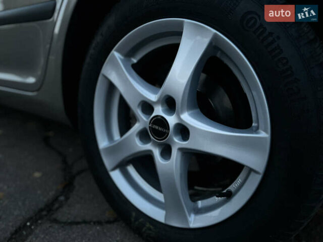 Шкода Октавия 2007 в Чернигове на Automoto.ua Шкода Октавия, объемом двигателя 1.6 л и пробегом 175 тыс. км за 6490 $, фото 8 на Automoto.ua