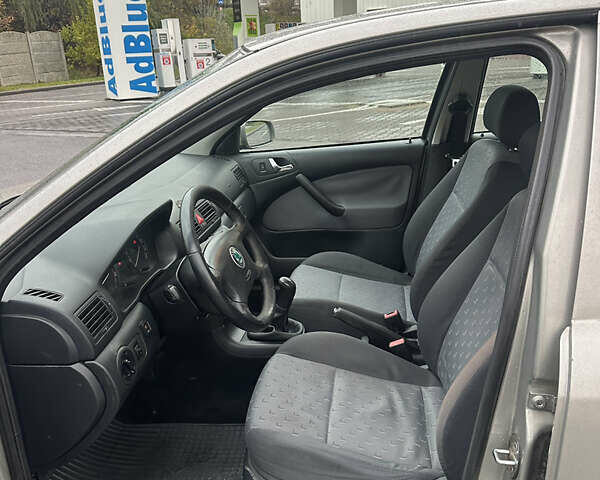 Шкода Октавія 2007 у Луцьку на Automoto.ua Шкода Октавія, об'ємом двигуна 1.6 л та пробігом 231 тис. км за 4999 $, фото 13 на Automoto.ua