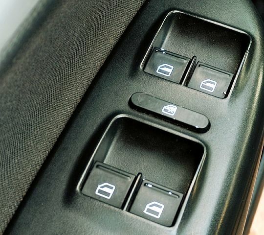 Шкода Октавія, об'ємом двигуна 1.6 л та пробігом 270 тис. км за 6999 $, фото 12 на Automoto.ua