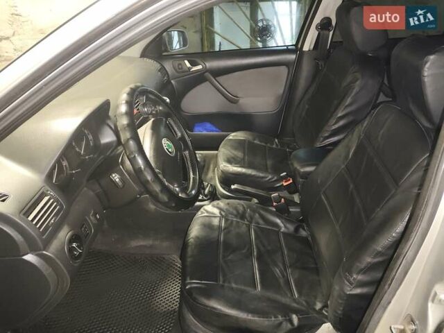 Шкода Октавия, объемом двигателя 1.6 л и пробегом 305 тыс. км за 4400 $, фото 15 на Automoto.ua