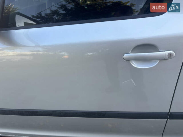 Шкода Октавія, об'ємом двигуна 2 л та пробігом 316 тис. км за 4500 $, фото 12 на Automoto.ua