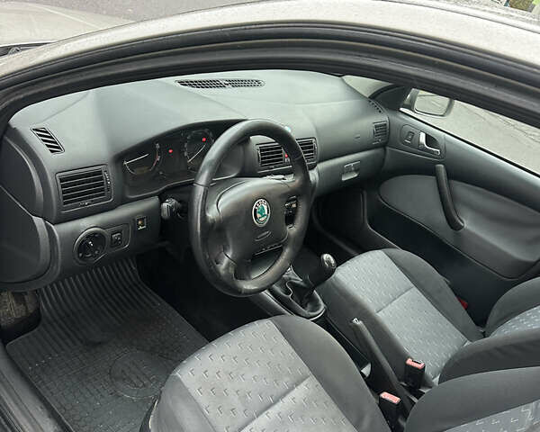 Шкода Октавія 2007 у Луцьку на Automoto.ua Шкода Октавія, об'ємом двигуна 1.6 л та пробігом 231 тис. км за 4999 $, фото 14 на Automoto.ua