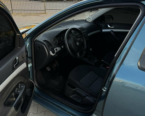 Шкода Октавия, объемом двигателя 1.6 л и пробегом 292 тыс. км за 5999 $, фото 6 на Automoto.ua