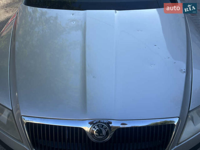 Шкода Октавія, об'ємом двигуна 2 л та пробігом 318 тис. км за 4500 $, фото 6 на Automoto.ua