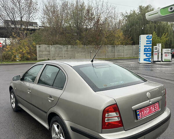 Шкода Октавія 2007 у Луцьку на Automoto.ua Шкода Октавія, об'ємом двигуна 1.6 л та пробігом 231 тис. км за 4999 $, фото 11 на Automoto.ua