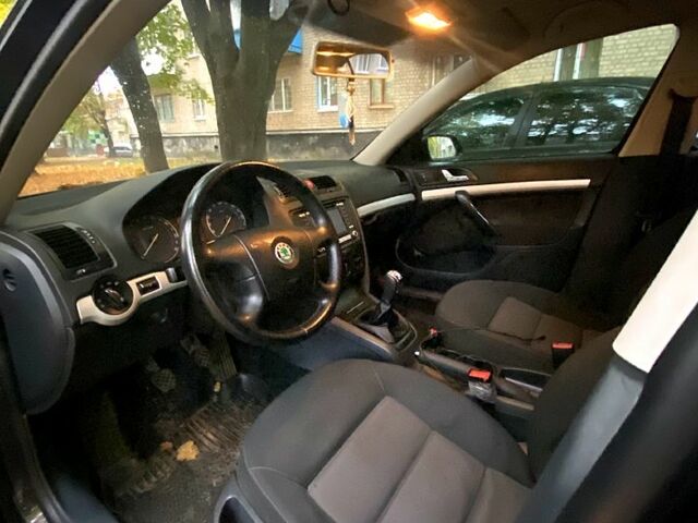 Шкода Октавия, объемом двигателя 1.6 л и пробегом 245 тыс. км за 4900 $, фото 2 на Automoto.ua