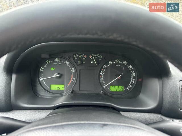 Шкода Октавія 2007 у Луцьку на Automoto.ua Шкода Октавія, об'ємом двигуна 1.6 л та пробігом 231 тис. км за 4999 $, фото 23 на Automoto.ua