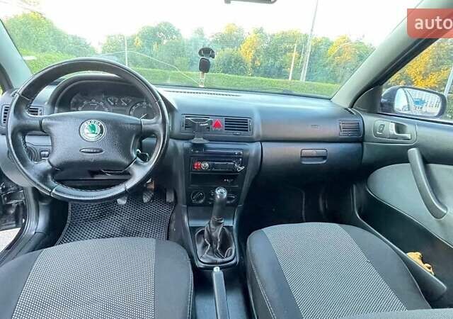 Шкода Октавія, об'ємом двигуна 1.6 л та пробігом 290 тис. км за 5200 $, фото 6 на Automoto.ua