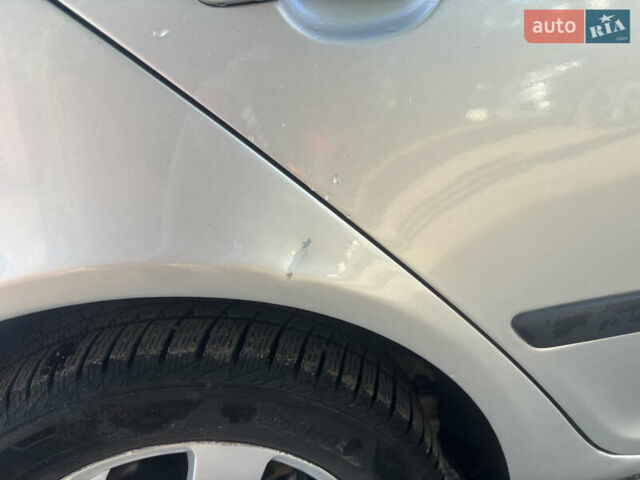 Шкода Октавія, об'ємом двигуна 2 л та пробігом 318 тис. км за 4500 $, фото 4 на Automoto.ua