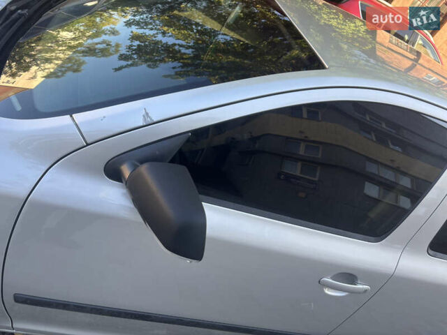 Шкода Октавія, об'ємом двигуна 2 л та пробігом 318 тис. км за 4500 $, фото 3 на Automoto.ua