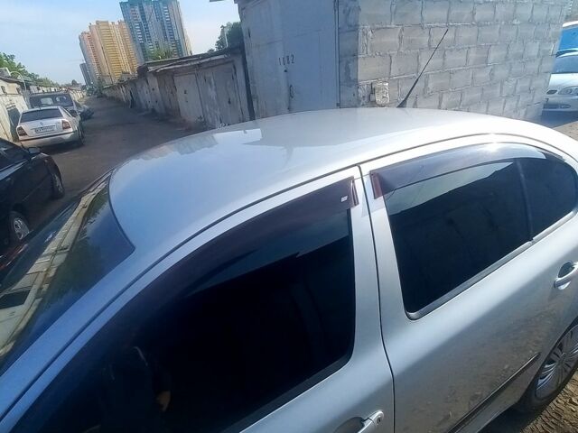 Шкода Октавия, объемом двигателя 1.6 л и пробегом 245 тыс. км за 5300 $, фото 3 на Automoto.ua