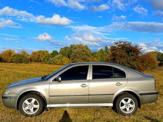 Шкода Октавия, объемом двигателя 2 л и пробегом 250 тыс. км за 6000 $, фото 1 на Automoto.ua